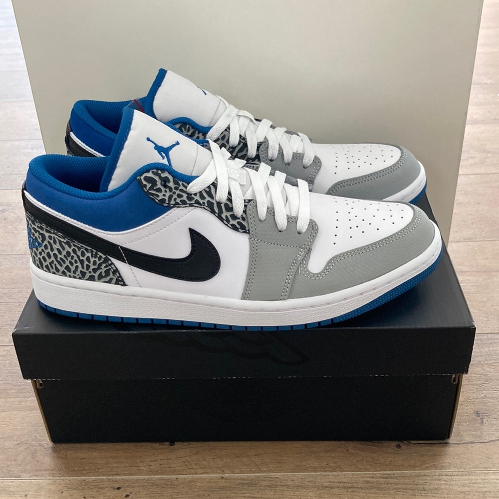 Jordan 1 low SE true blue mens size 10 and 11